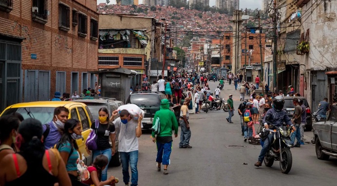 [:es]Cómo enfrentar contagios COVID-19 en tu comunidad sin entrar en pánico[:]