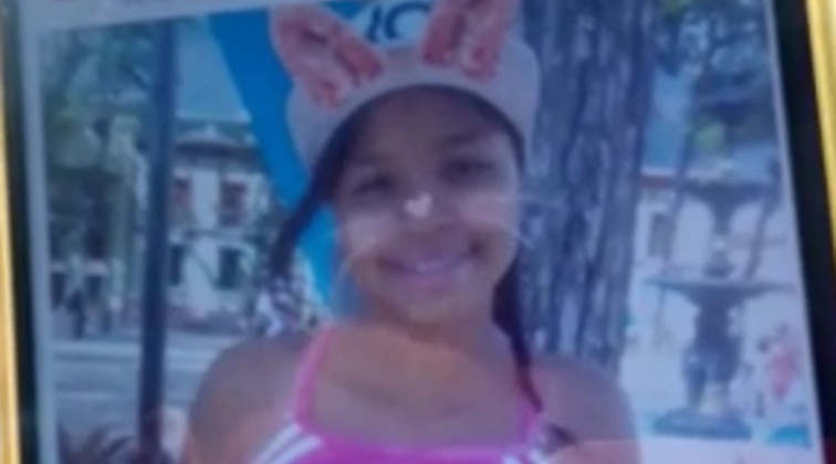 [:es]Asesinan a una adolescente por defender a su novio[:]