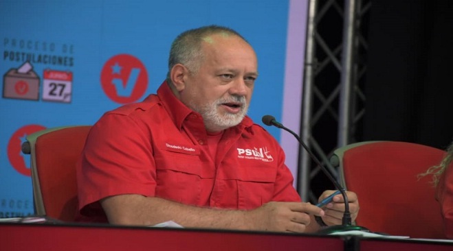 [:es]Cabello: «PSUV combatirá mafias de combustible, hospitales y chatarra»[:]