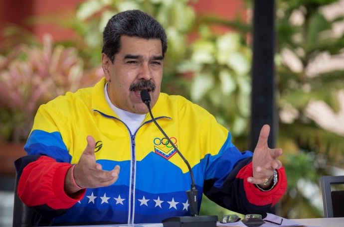[:es]Maduro ordena buscar alumnos que desertaron del sistema escolar[:]