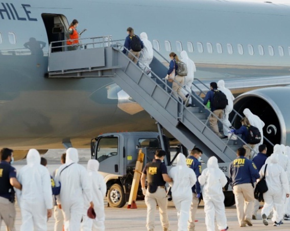 [:es]Human Rights Watch aboga por los derechos de venezolanos deportados por Chile[:]