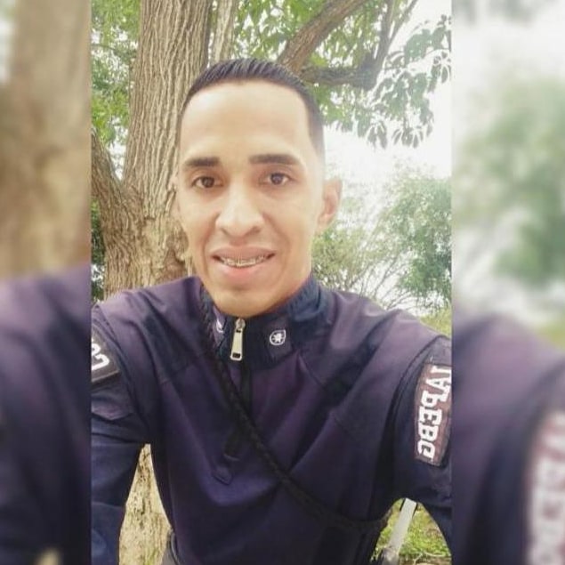 [:es]Banda armada con fusiles mató un Poliguarico en Tucupido[:]