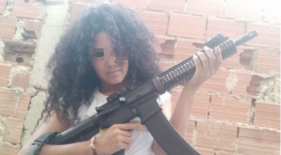 Alias La Pelúa era garitera de El Koki