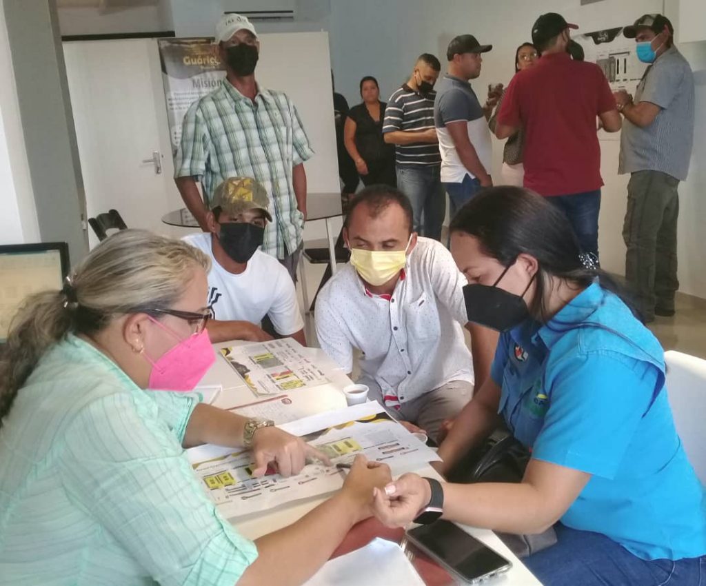 Las reservaciones de los stands se efectúan a través de la Gerencia de Comercialización en el Parque Empresarial Los Llanos