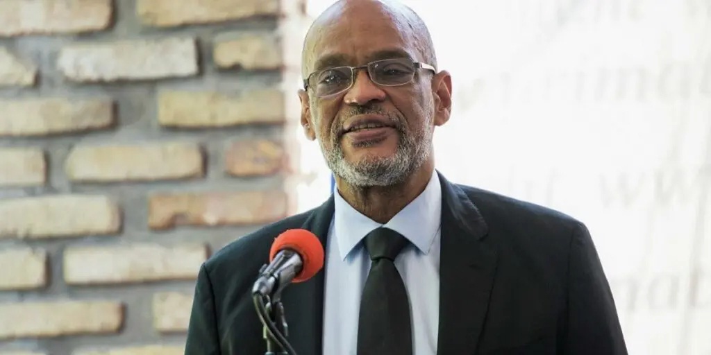 [:es]Primer Ministro de Haití destituyó a fiscal que lo vinculó a la muerte de Moïse[:]