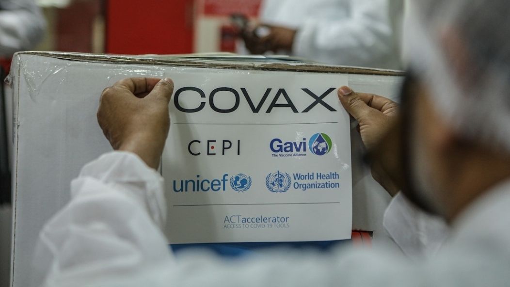 [:es]Llegó un nuevo lote de vacunas de mecanismo Covax a Venezuela[:]