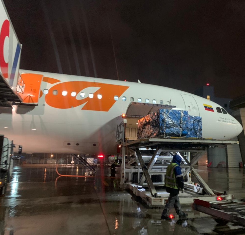 [:es]Rusia envía nuevo lote de vacunas Sputnik V a Venezuela[:]