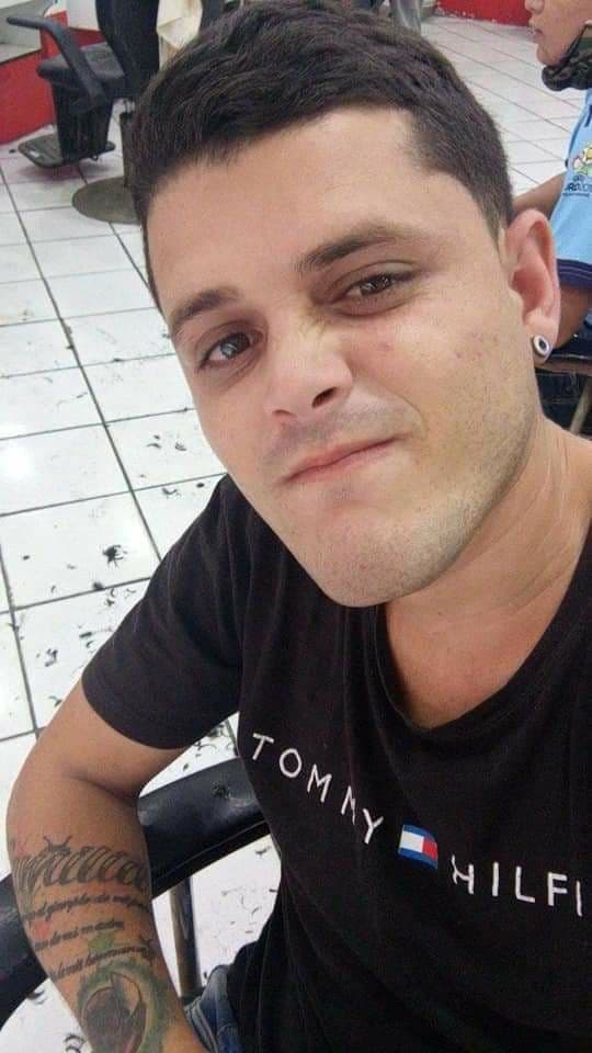 [:es]Asesinaron barbero venezolano en Ecuador[:]