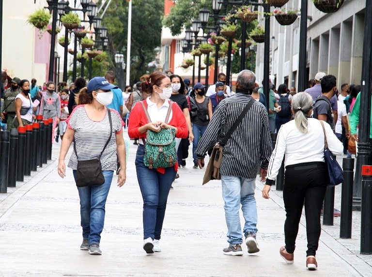 [:es]Gobierno Nacional decretó flexibilización de cuarentena para Noviembre y Diciembre[:]