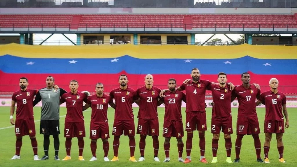 [:es]La Vinotinto podría tener nuevo Director Técnico luego del partido contra Chile[:]