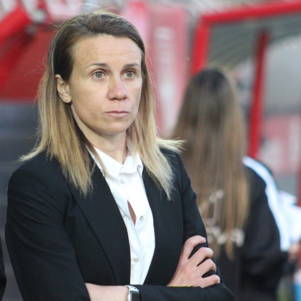 Seleccionadora vinotinto Pamenla Conti