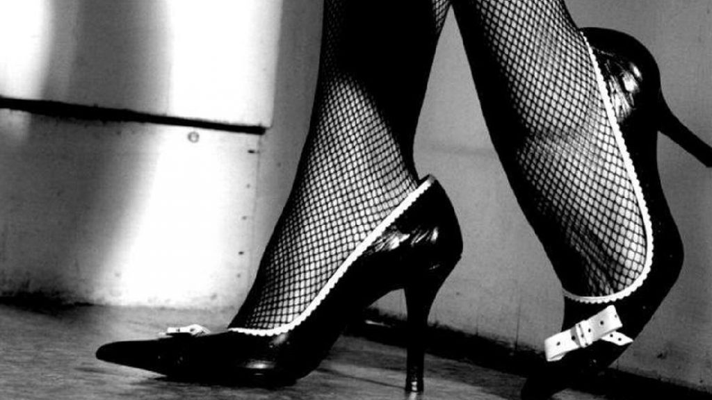 [:es]Joven prostituía a sus primas y amigas por unos cuantos dólares[:]