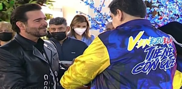 [:es]Conciertos cancelados y lluvia críticas recibió Pablo Montero por cantarle a Maduro[:]