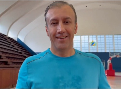 [:es]Tareck El Aissami salió al paso a declaraciones sobre su salida del cargo como Ministro de Petróleo[:]