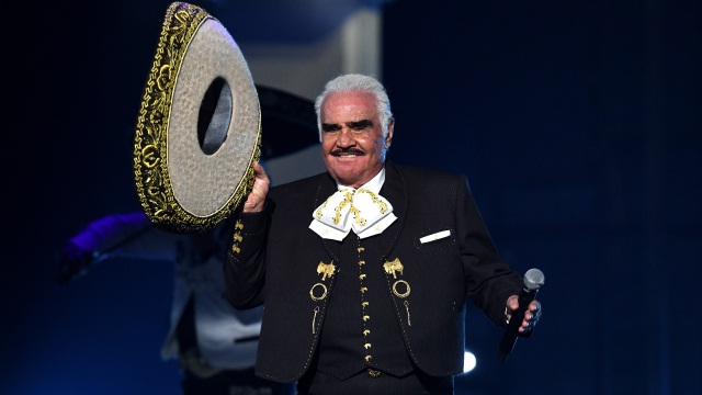 [:es]Murió el charro de México Don Vicente Fernández[:]