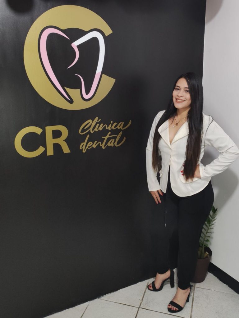 La Doctora Corianne Rengifo ofrece para todos ustedes un excelente servicio odontológico.