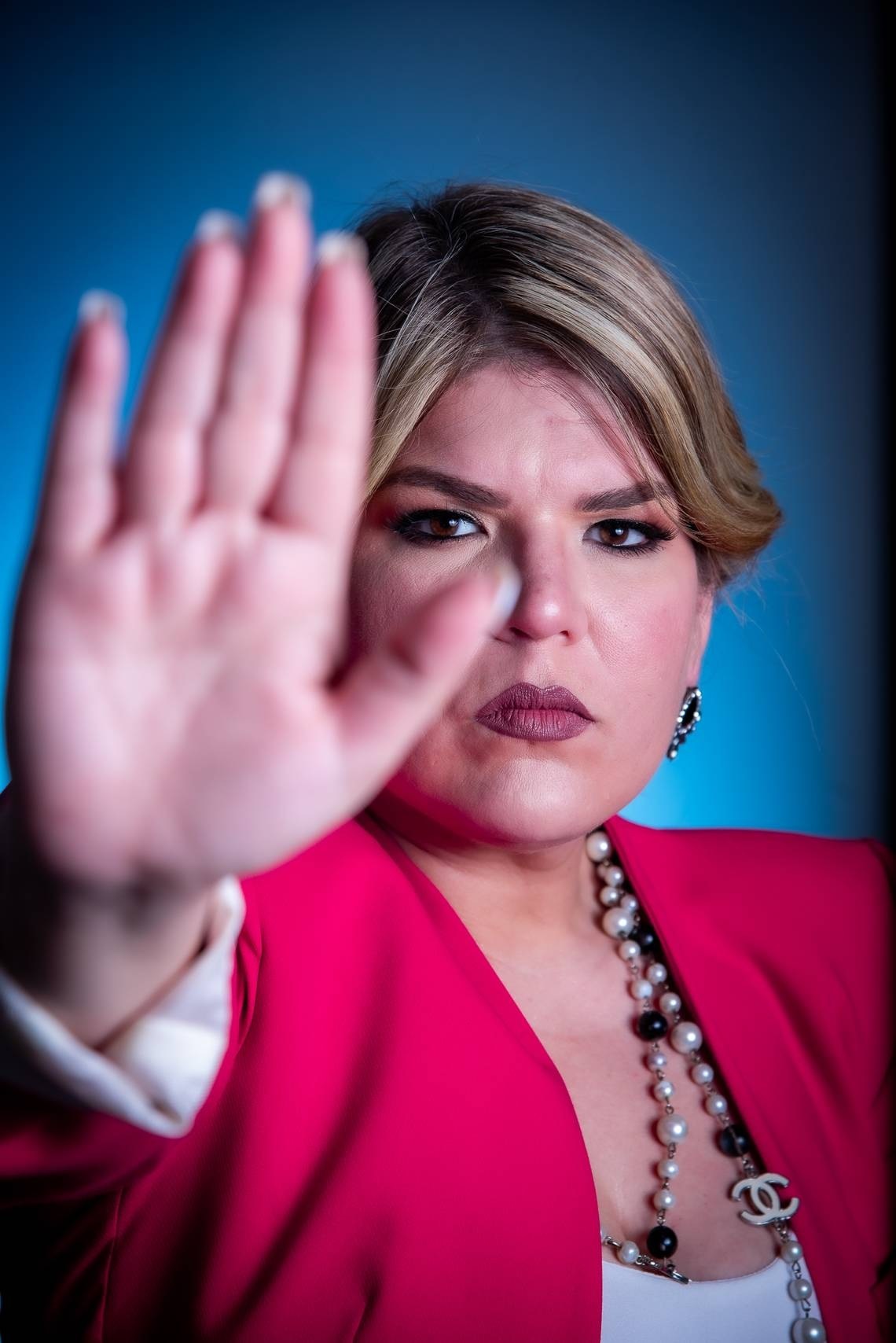 [:es]Influencer venezolana Nina Guimera se une a campaña contra el bullying y acoso escolar en EEUU[:]