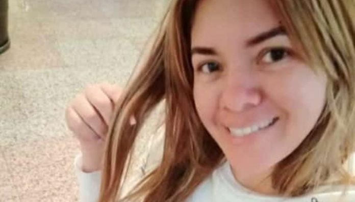 [:es]Feminicidio: Mujer fue degollada por su expareja[:]