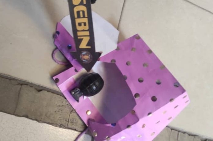 [:es]Zulia: Sujeto dejó artefacto explosivo en una bolsa de regalo[:]