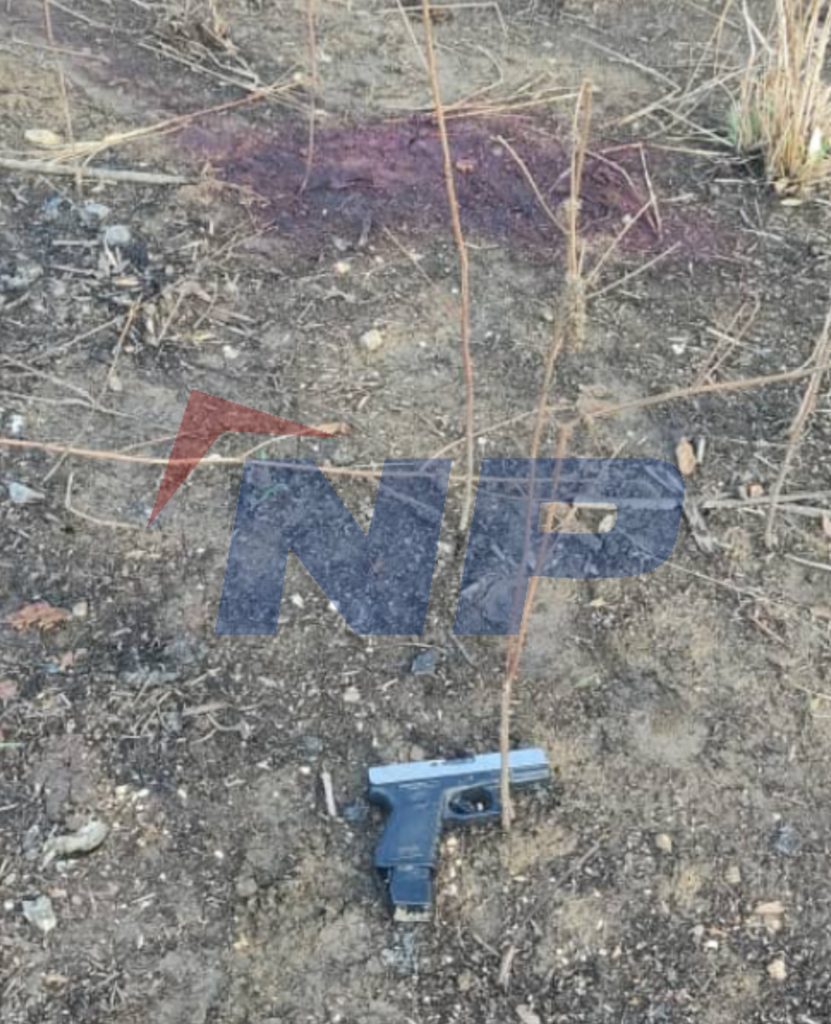 En el sitio fue colectado un arma de fuego. 