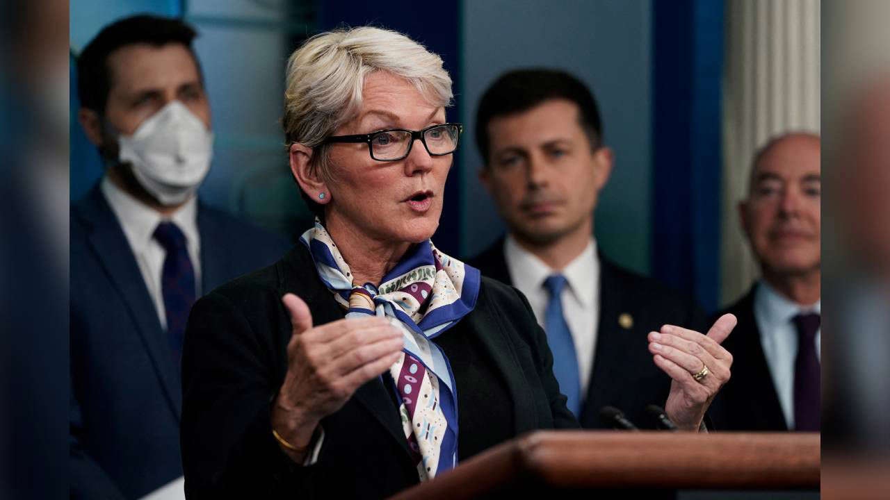 [:es]Pese al alivio de las sanciones: EEUU descarta importar petróleo venezolano[:]