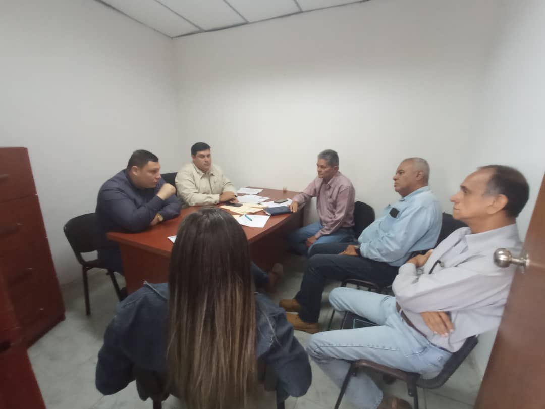 [:es]Legisladores guariqueños rechazan el gasto de 150 mil dolares en las Ferias Morros 2022[:]