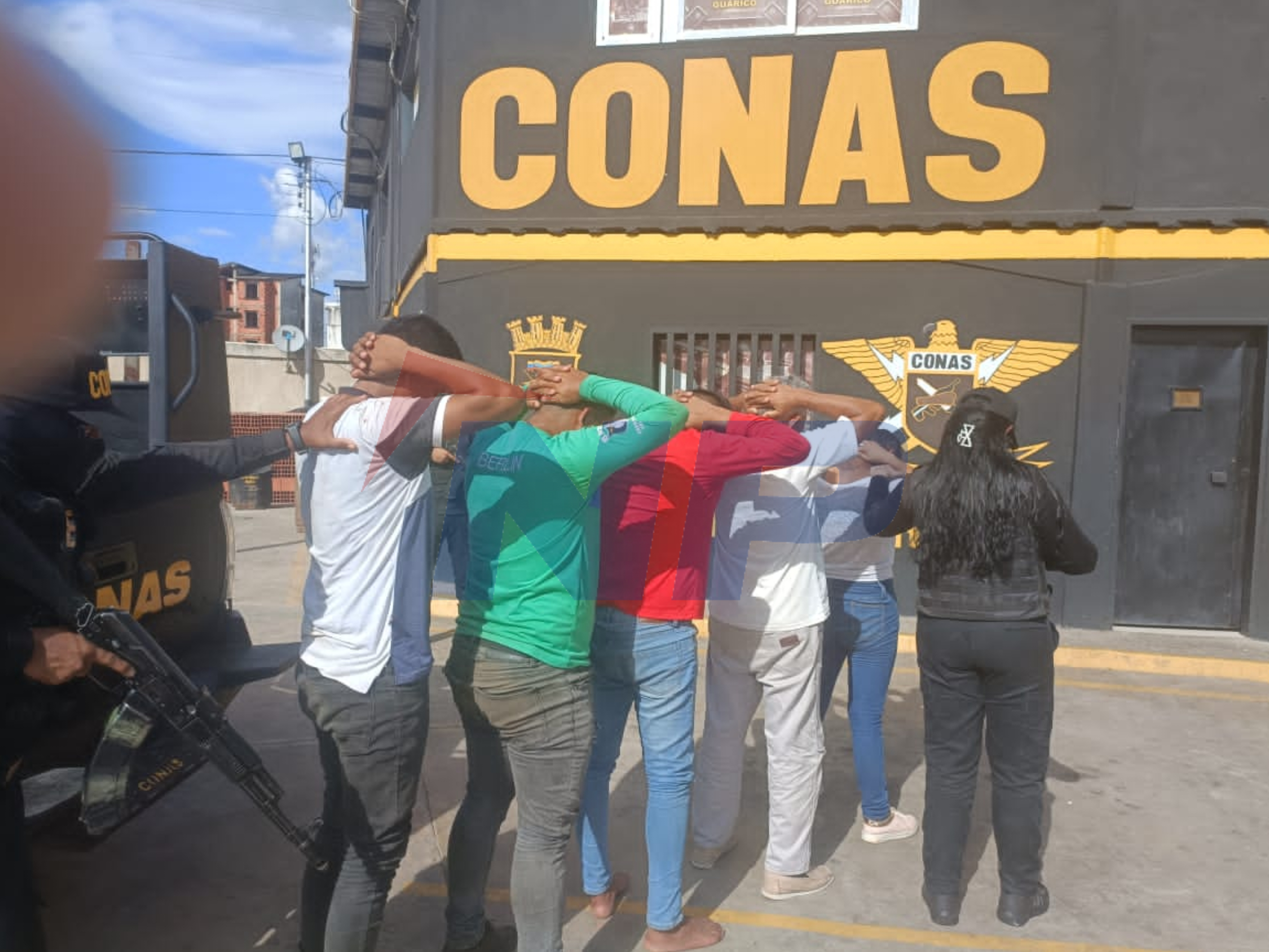 [:es]Capturaron a cinco extorsionadores en La Pascua[:]