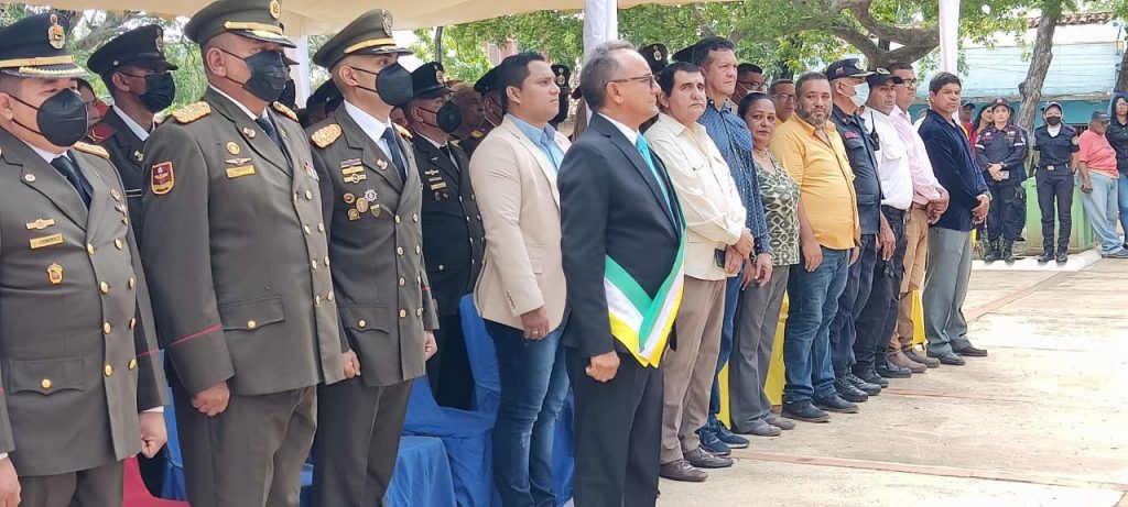 Alcalde Ramon Piñango se dirigió al publico presente.