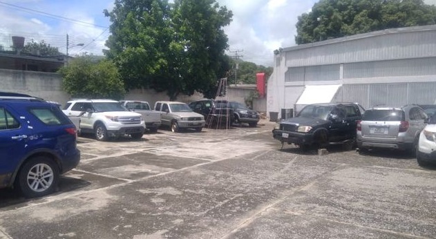 [:es]Alcaldesa de Roscio denuncia «Cementerio de Vehículos» en el Consejo Legislativo de Guárico[:]