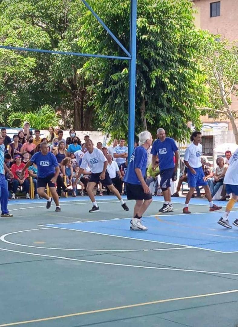 [:es]Los SuperNovas se reencontraron en Valle de la Pascua [:]