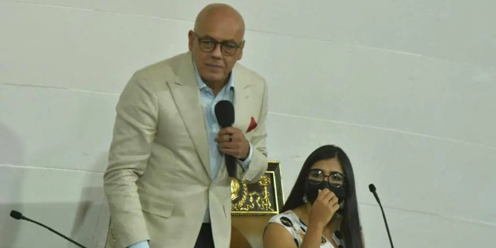 [:es]Jorge Rodríguez solicita a Colombia detener y entregar a Julio Borges[:]