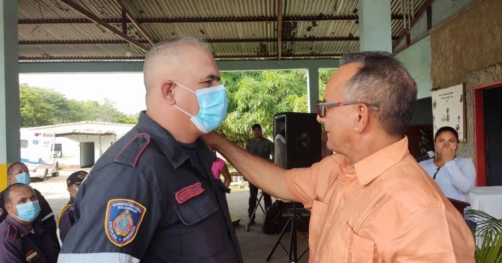 El Comandante de Bomberos de Infante fue ascendido. 