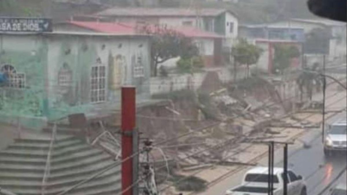 [:es]Las lluvias se llevan la vida de un niño[:]