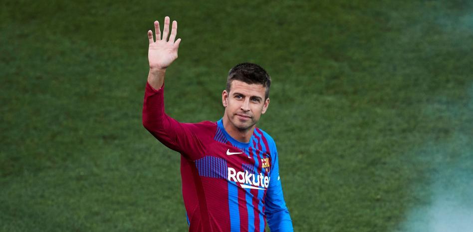 [:es]Gerard Piqué se retira del fútbol[:]
