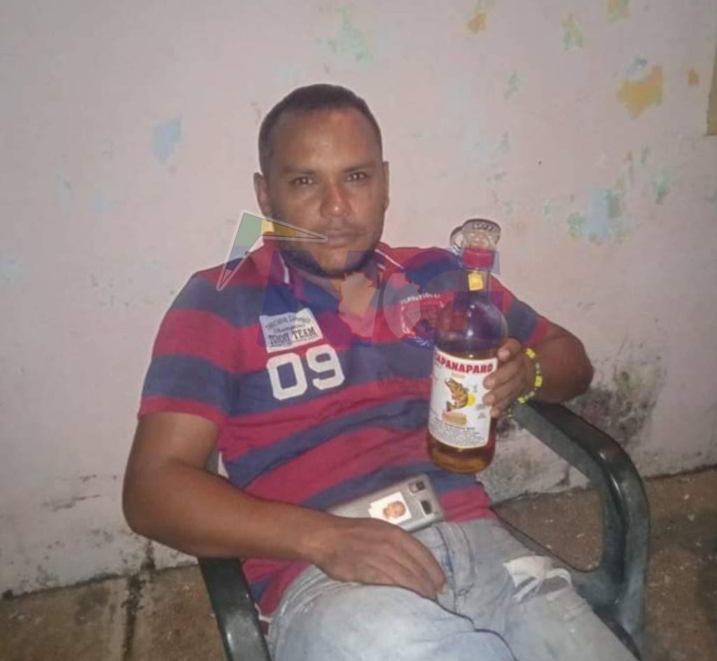 Manuel Alejandro Bolivar, natural de Valle de la Pascua, murió en el accidente. 