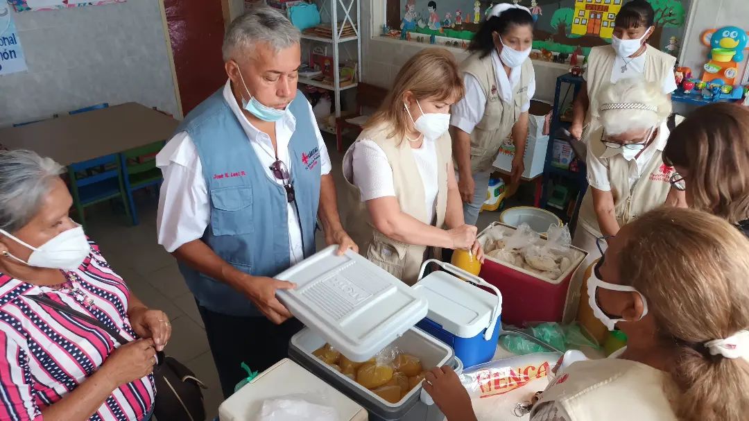[:es]Caritas Cristo Rey brindó asistencia a pacientes del Zamora Arevalo[:]
