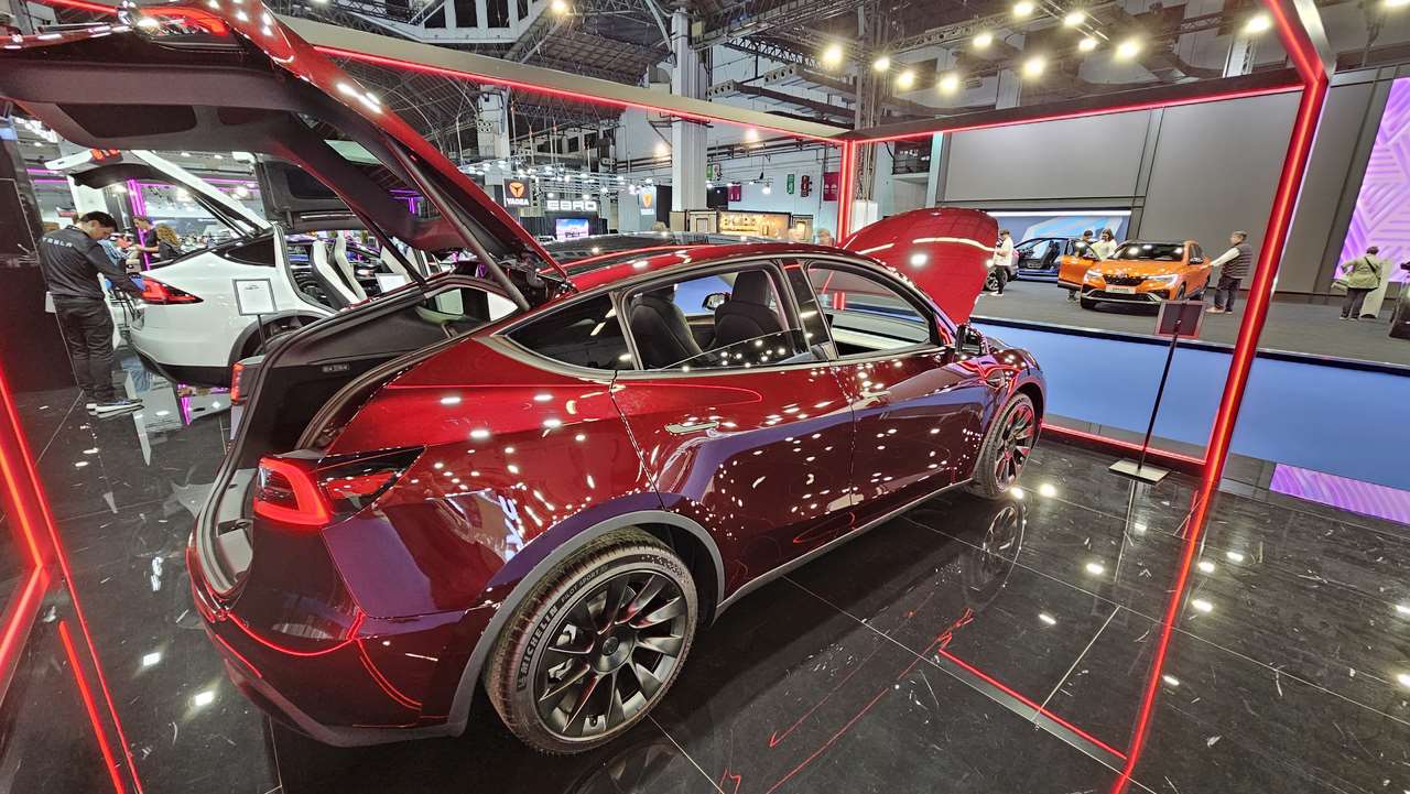 [:es]Tesla Model Y, el hermano mayor del Model 3[:]