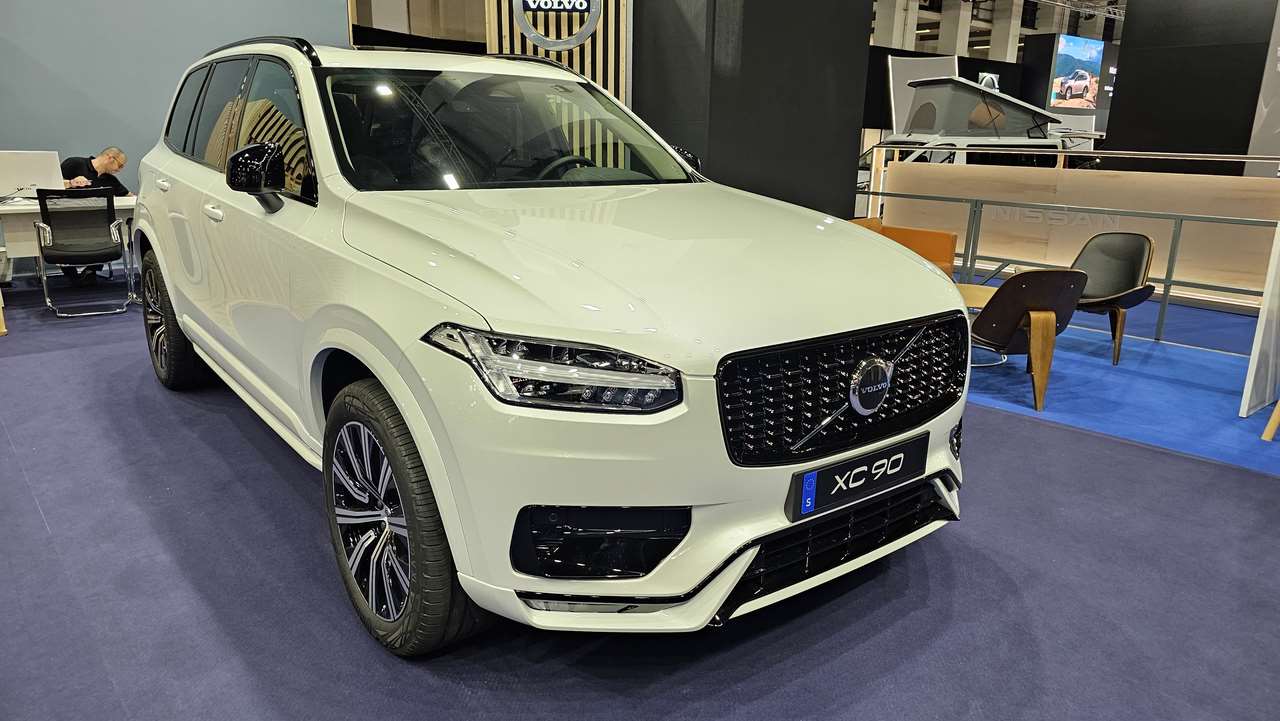 [:es]Volvo XC 90, el SUV de lujo referente en su segmento[:]